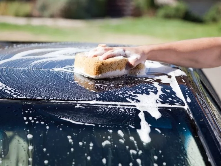 lavage-manuel-voiture
