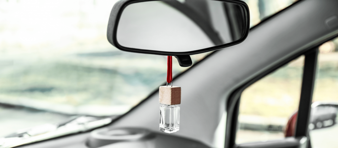 supprimer mauvaises odeurs voiture